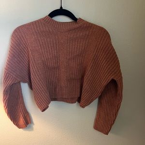 Diarte cropped sweater size small